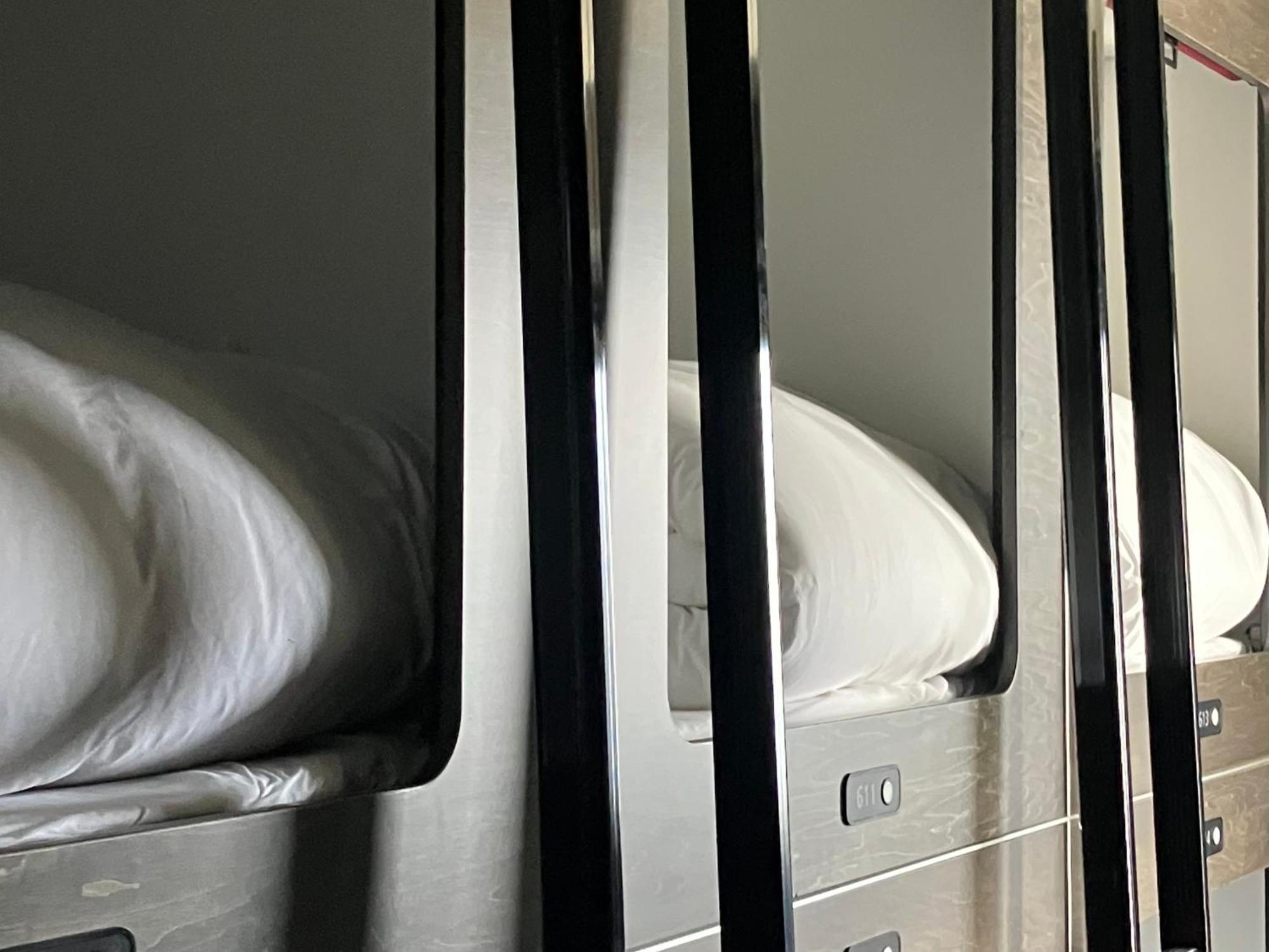 Capsule Hotel Suzumoriya Tokyo Esterno foto